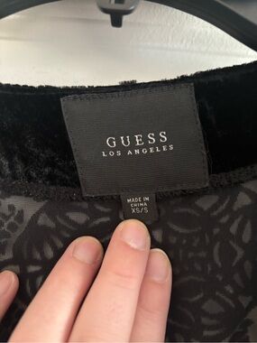 Guess Los Angeles Black Floral-Overlay Velvet-Trim Top